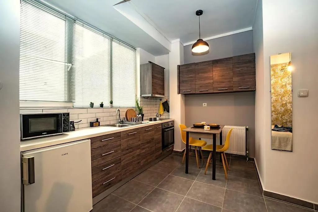 Urban Nest Apartment Thessaloniki Greece